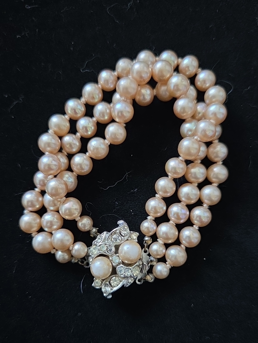 Vintage Mid-Century 3-Strand Faux Pearl Bracelet Rhinestone Floral Box Clasp